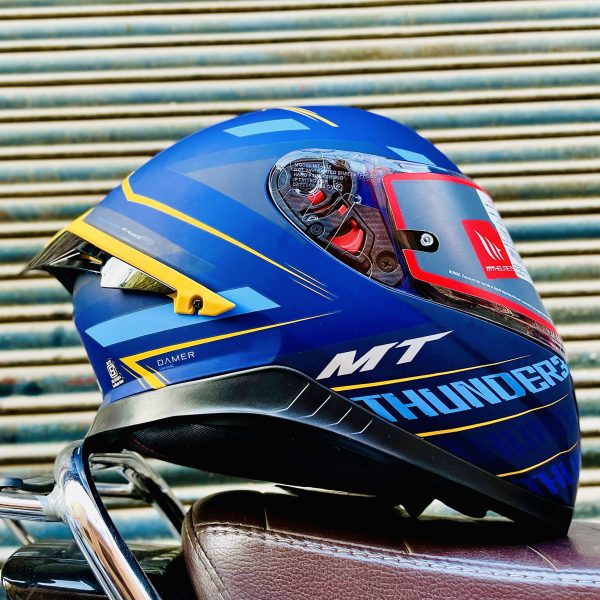 Buy MT Thunder3 Pro Damer Matt Helmet Online, Rs.6800.00