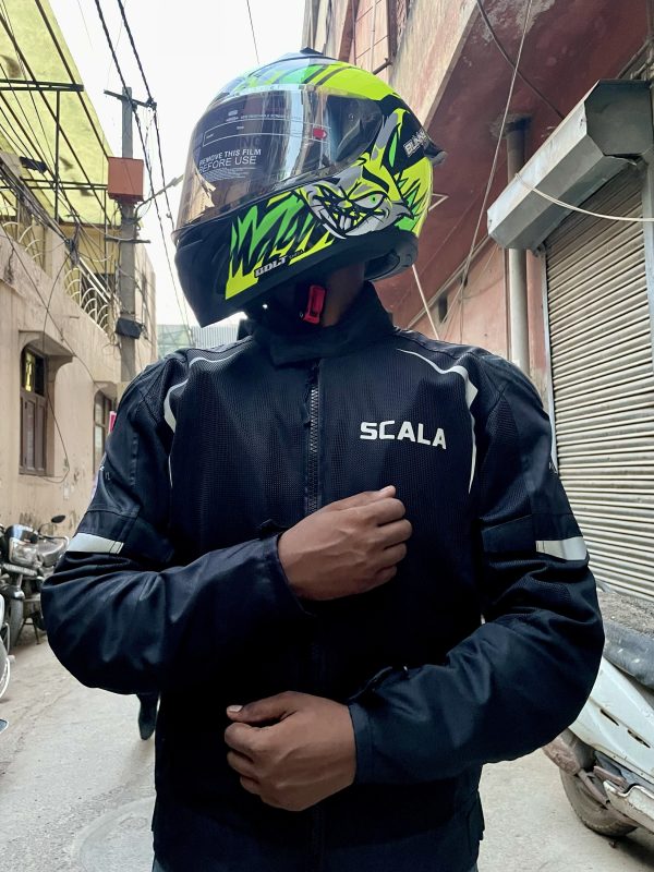 Scala helmet online