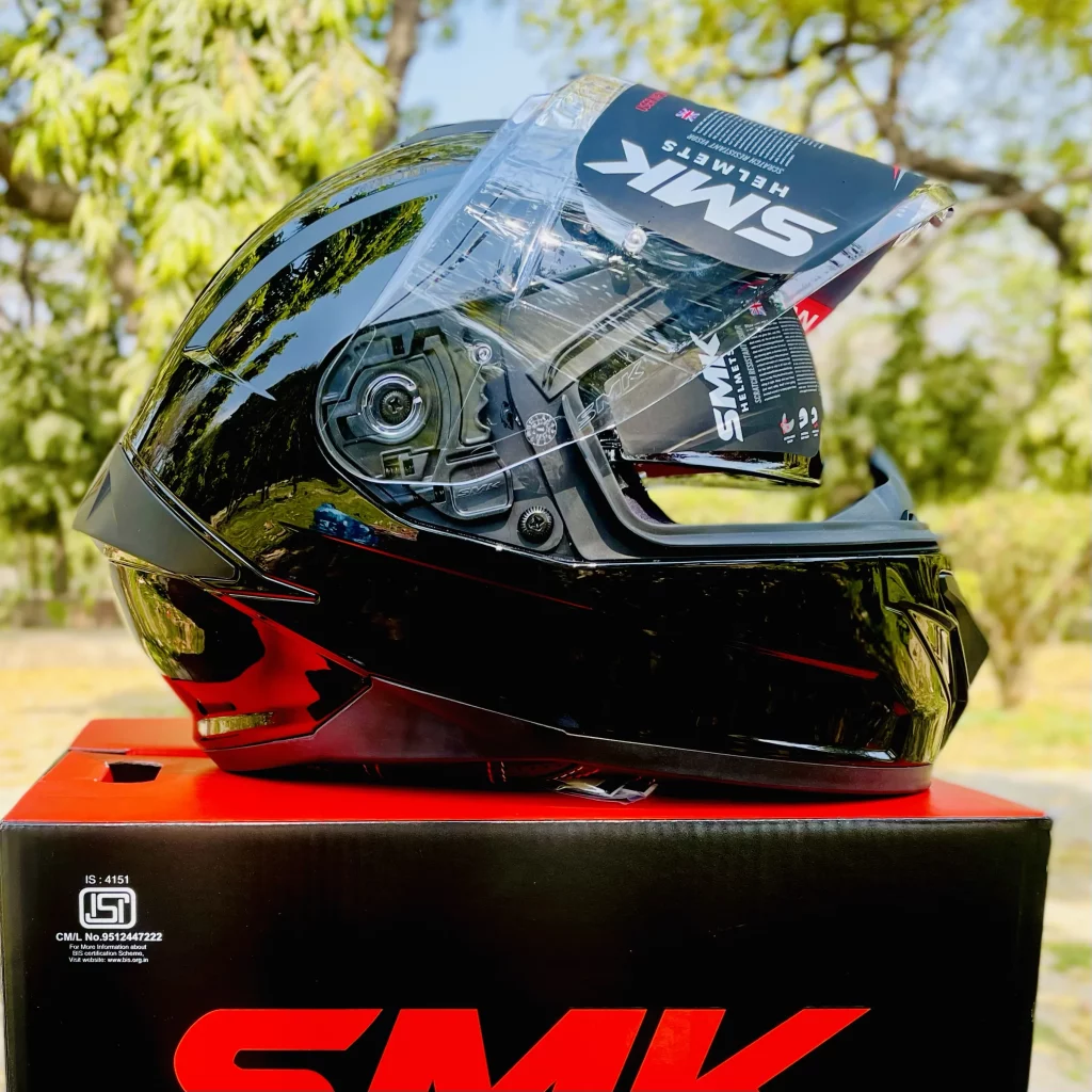 SMK Typhoon Gloss Black GL200 full face helmet Helmet With ece