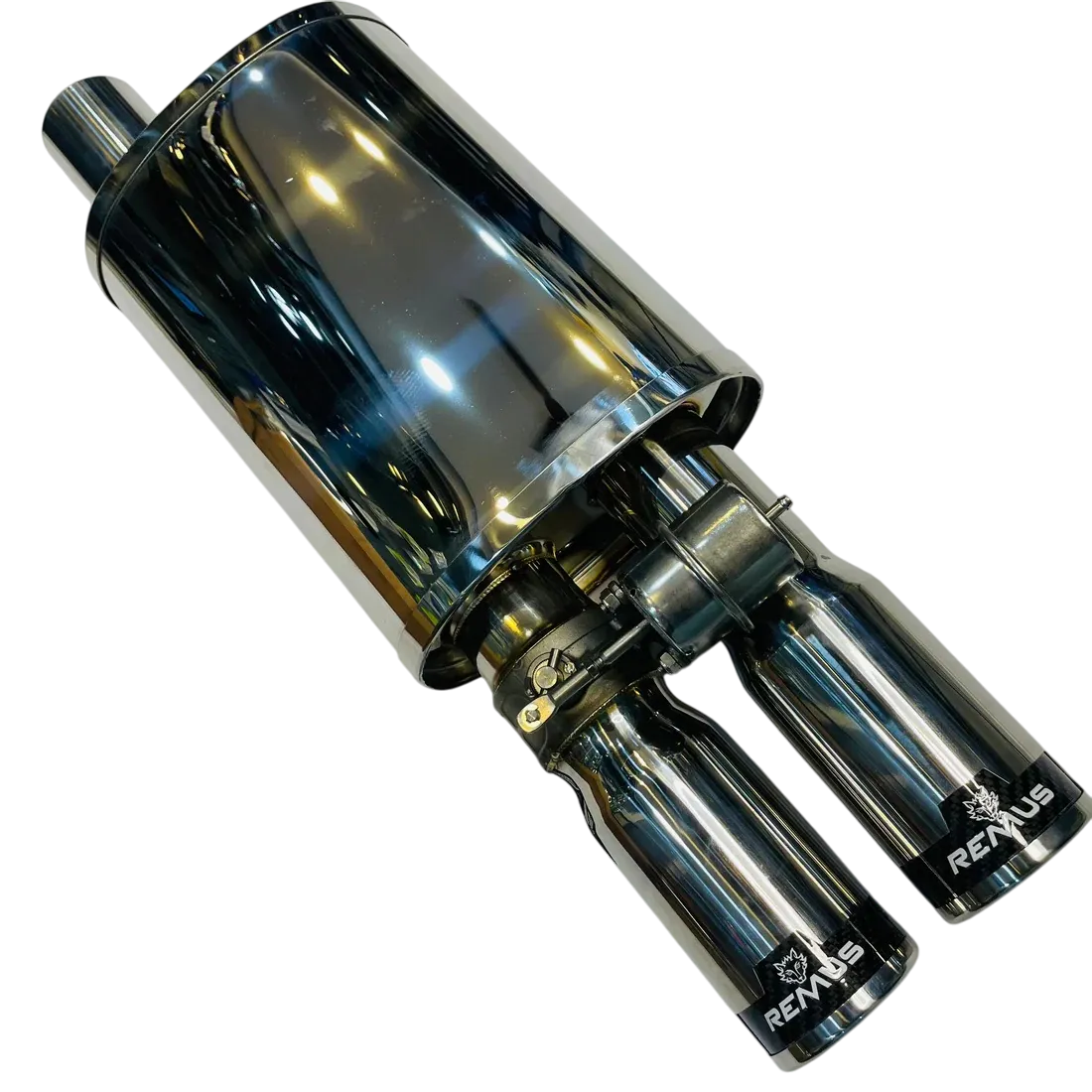 Remus dual tip carbon valvetronic exhaust stainless steel construction Remus dual tip carbon valvetronic exhaust stainless steel construction