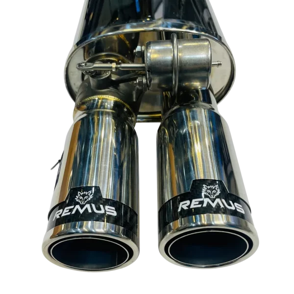 Remus dual tip carbon valvetronic exhaust system front view