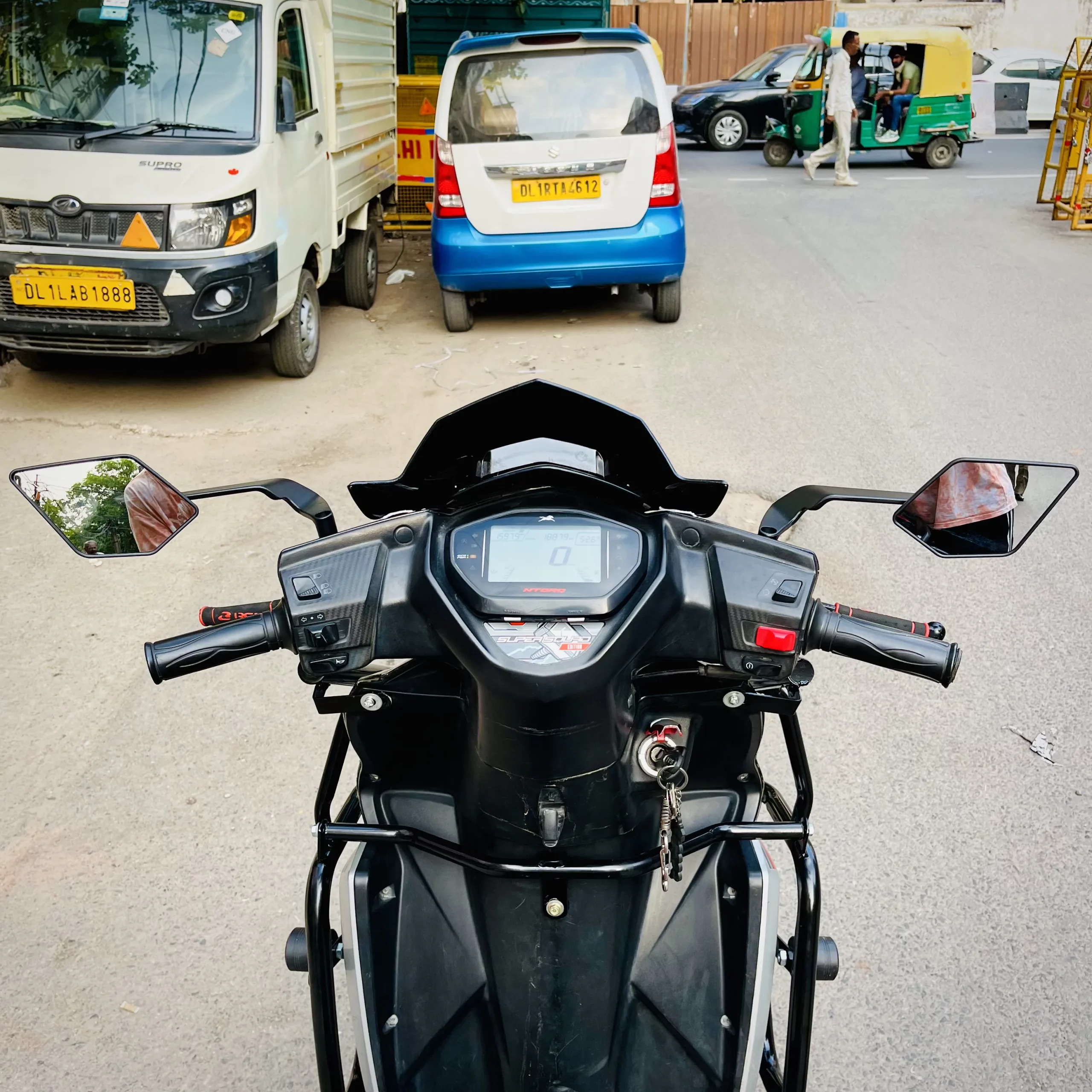 IMG_0744_result minimalist stealth mirror universal Sarkkart perfect fitting all bikes