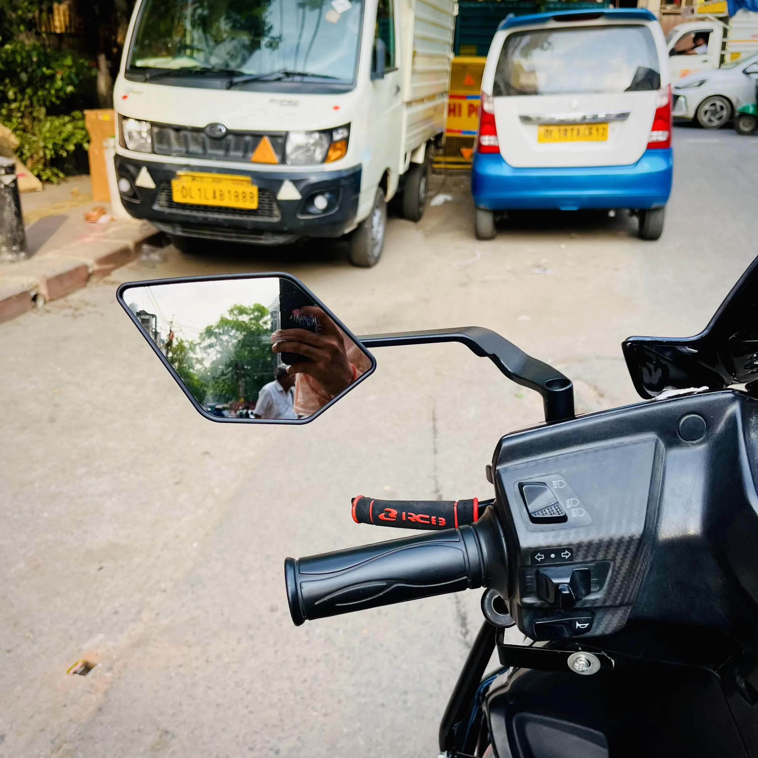 IMG_0745_result minimalist stealth mirror universal easy fit scooty Ntorq 125