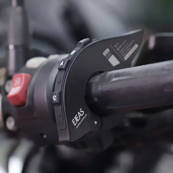 EJEAS EUC Bluetooth controller mount on sportbike