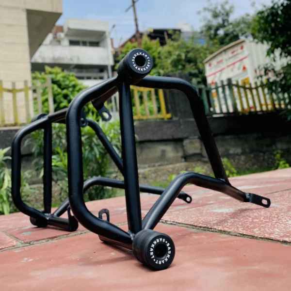 crash guard with sliders Classic Bear Shotgun 650 engine protection coverage