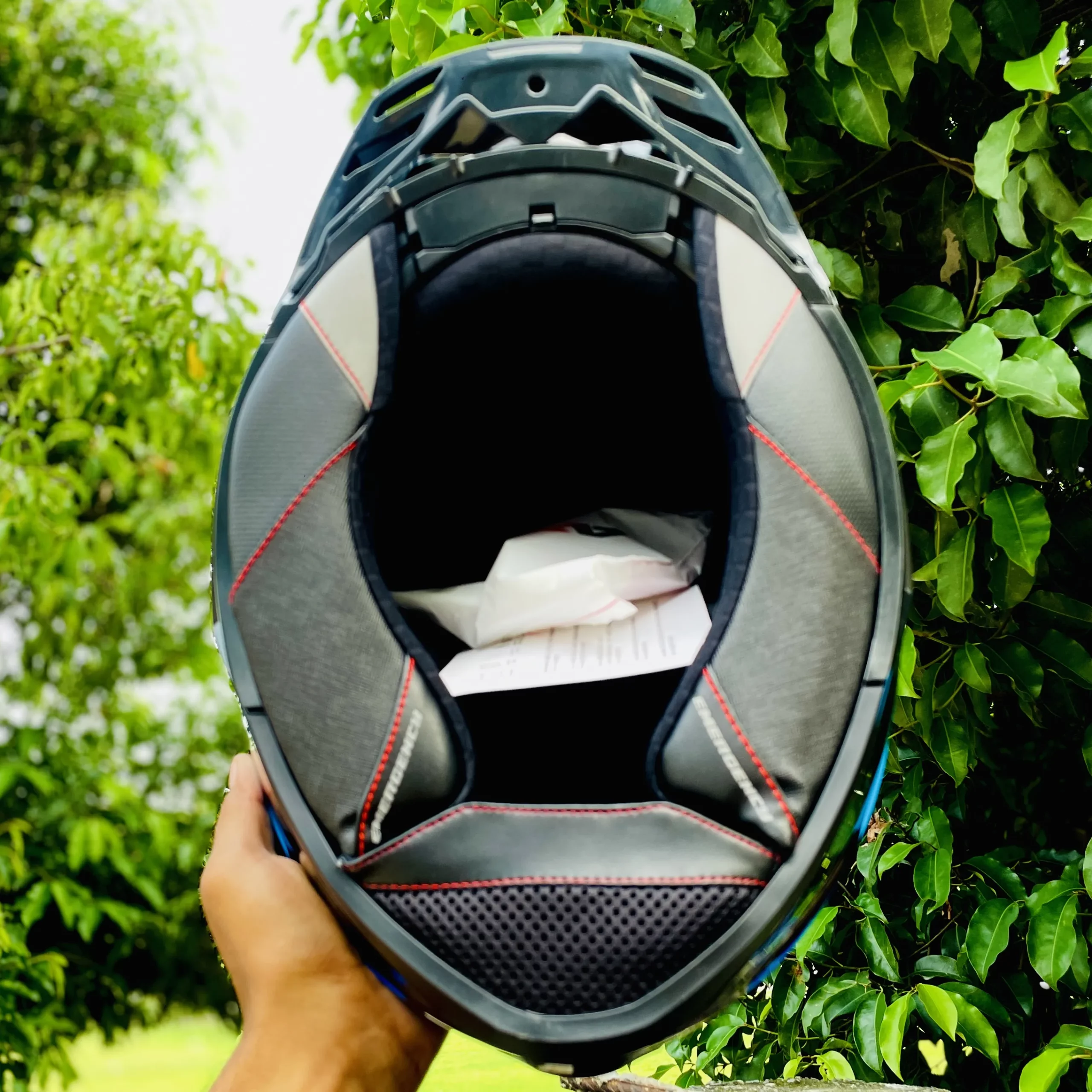 Axor Brutale Krytic Dual Spoiler Helmet – Black and Blue Bottom View